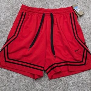 Nike Fly Women's Basketball Shorts Crossover Loose Red Black Mesh NWT